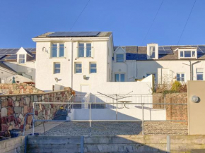 Ardstinchar Mews